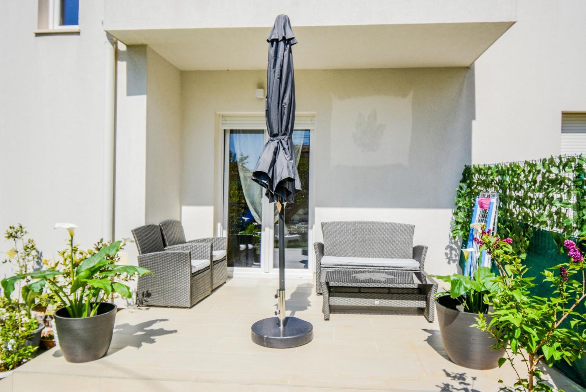 Deluxe Apartments Goya Zara Esterno foto