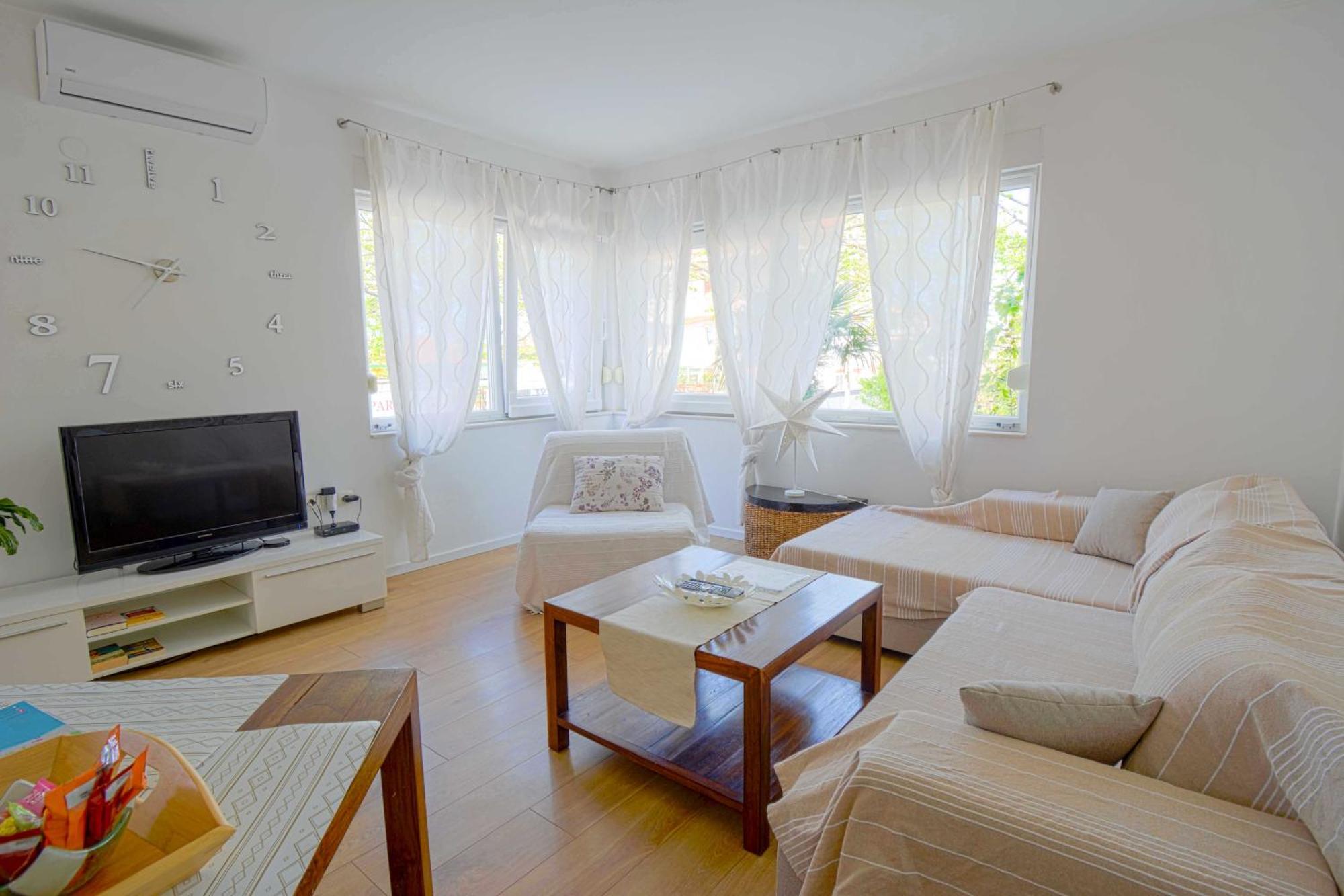 Deluxe Apartments Goya Zara Esterno foto